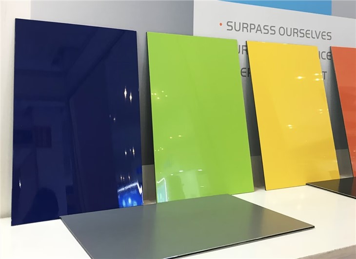 Acceptable Special Size Mirror Decorative ACP For Front Desk / KTV / Bar